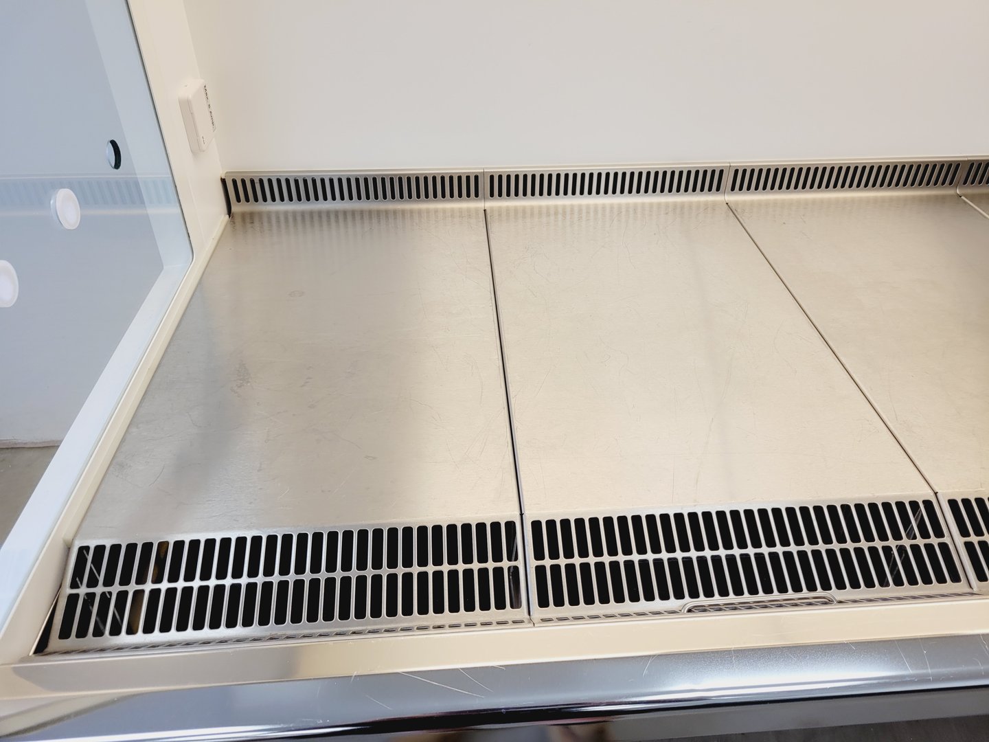 Image of Scanlaf Mars 1500 Biohazard Safety Cabinet Class 2