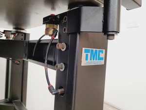 Thumbnail image of TMC Optics Vibration Isolation Optics Table Model: 63-249320 Lab