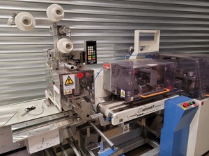 Thumbnail image of Fuji Wrapper V FW3400 Horizontal Form-Fill-Seal Machine 