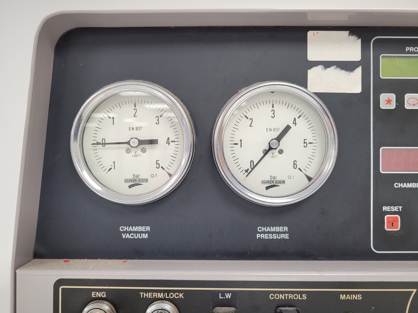Image of Boxer 400/400V Autoclave 