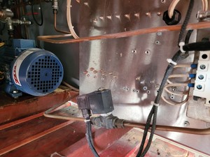 Thumbnail image of Boxer 400/400V Autoclave 