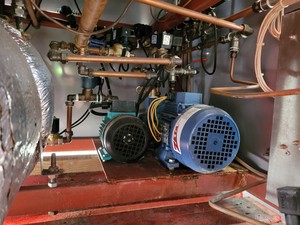 Thumbnail image of Boxer 400/400V Autoclave 