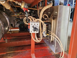 Thumbnail image of Boxer 400/400V Autoclave 