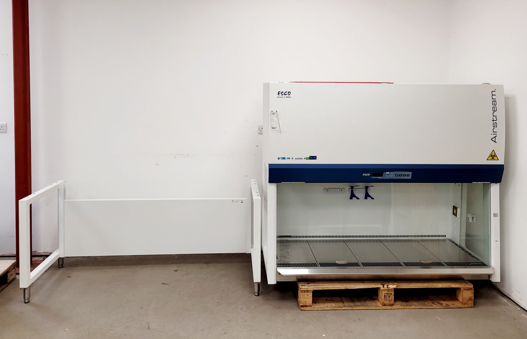 Image of ESCO Airstream Class 2 Biological Safety Cabinet Model - AC2-5E8 & Stand Lab