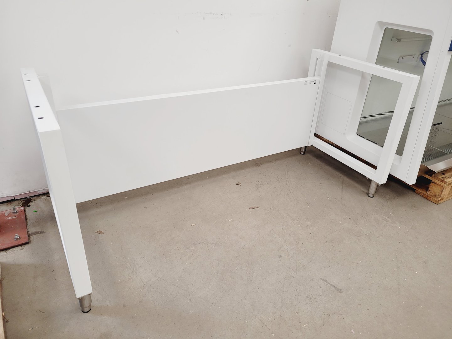 Image of ESCO Airstream Class 2 Biological Safety Cabinet Model - AC2-5E8 & Stand Lab