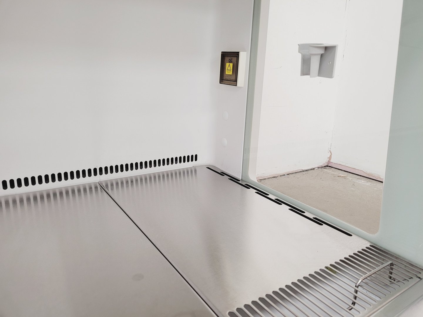 Image of ESCO Airstream Class 2 Biological Safety Cabinet Model - AC2-5E8 & Stand Lab