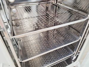 Thumbnail image of Thermo Scientific Heracell 150i CO2 Laboratory Incubator Lab