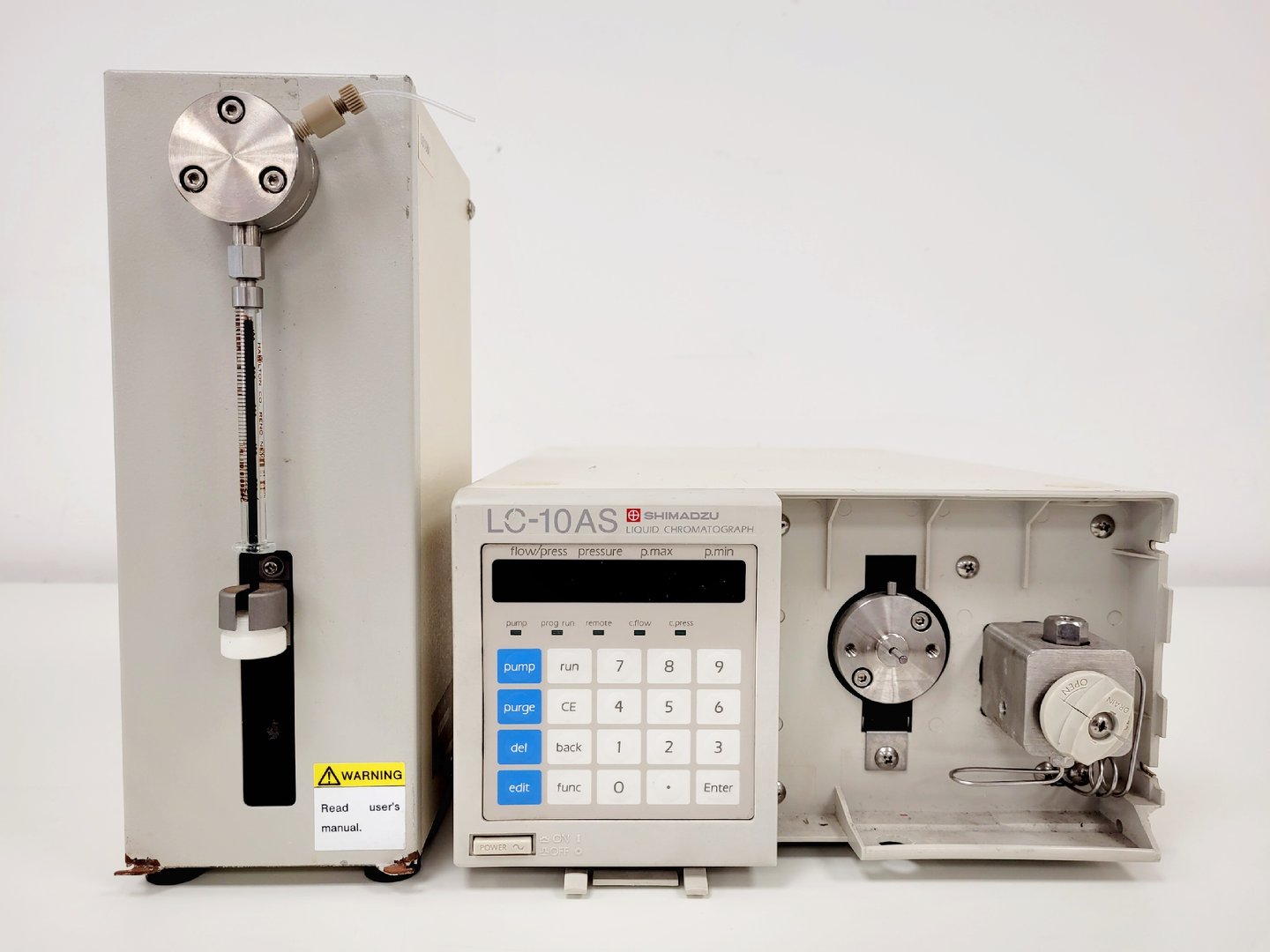 Image of Shimadzu LC10-AS Liquid Chromatograph System Lab