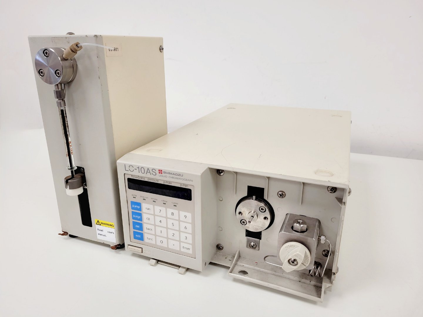 Image of Shimadzu LC10-AS Liquid Chromatograph System Lab
