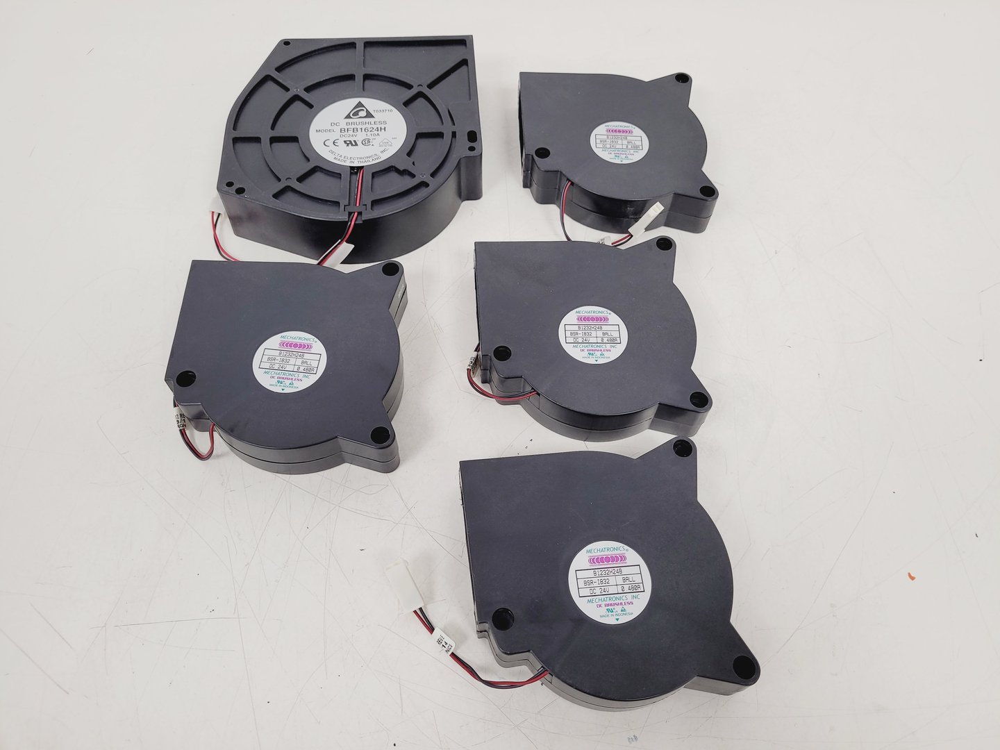 Image of Stratasys Dimension Elite 3D Printer PN - 180-00105 & Accessories