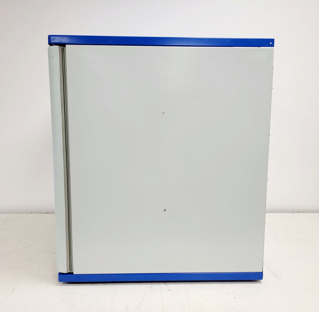 Image of RS Biotech Galaxy R CO2 Laboratory Incubator Model 170-300 lab