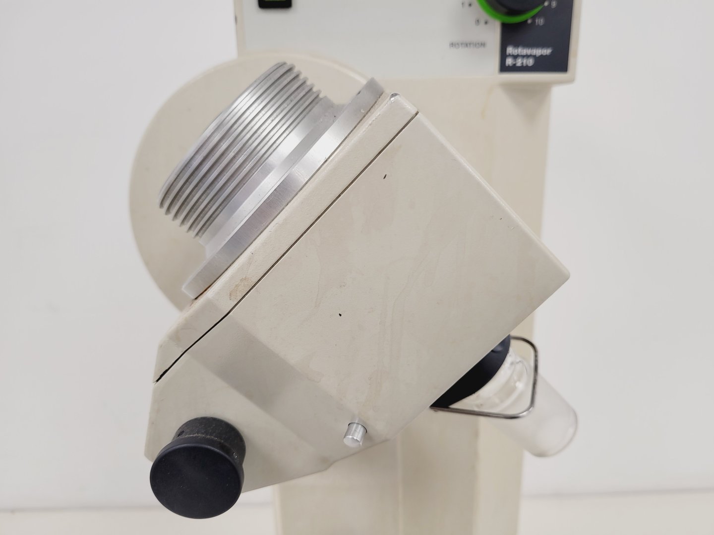 Image of Buchi R-210 Rotavapor Rotary Evaporator & Heidolph Heizbad WB Water Bath Lab