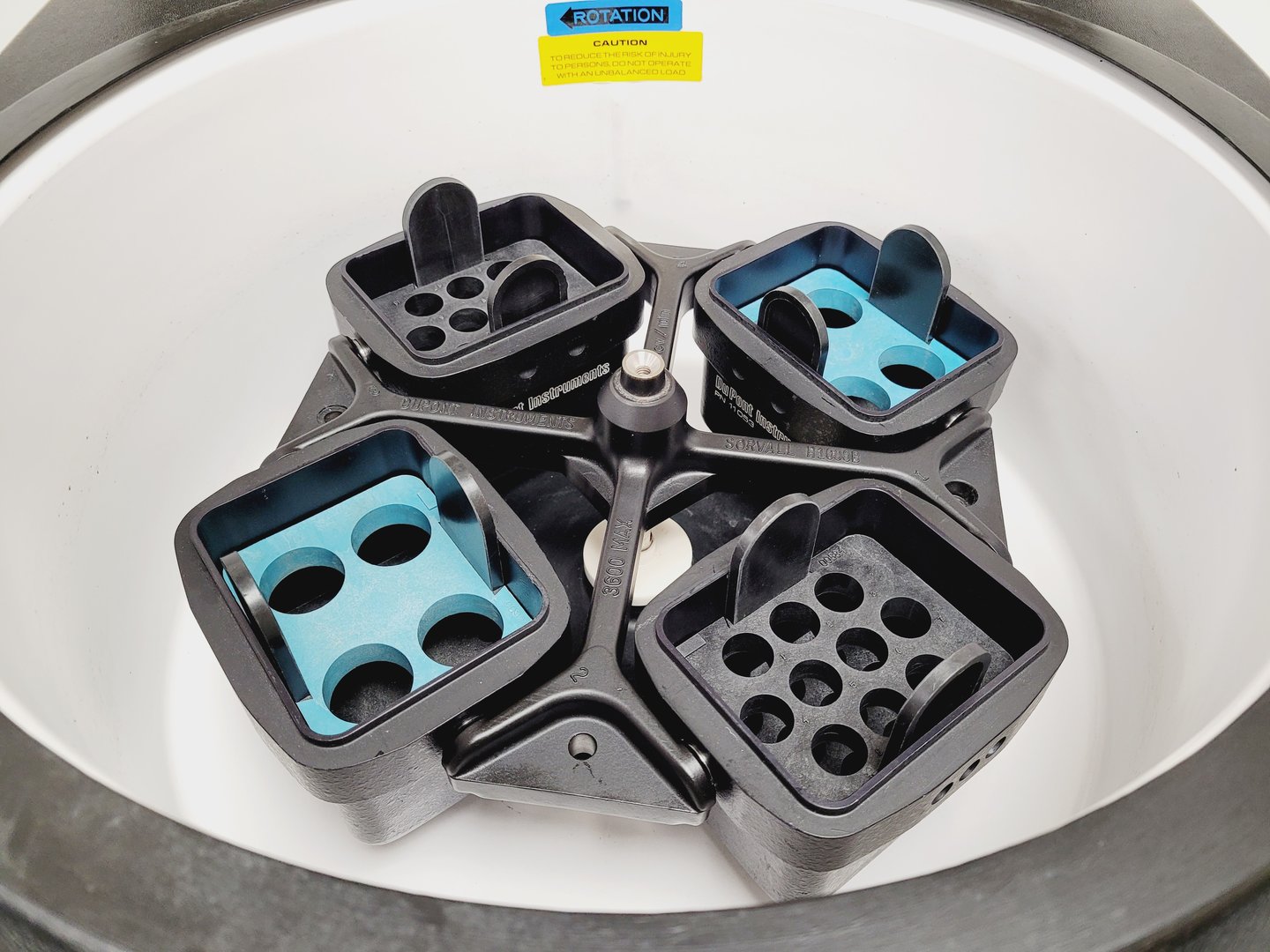 Image of Sorvall RT6000D Refrigerated Centrifuge Lab Spares/Repairs