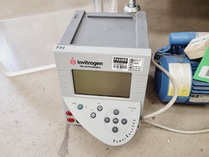 Thumbnail image of Job Lot of Laboratory Equipment - Microscopes, Shakers, Pumps, Hotplates Lab