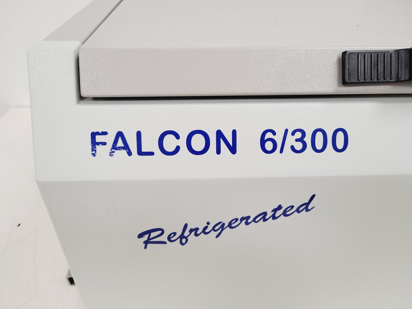 Image of MSE Falcon 6/300 Refrigerated Centrifuge MSB300.CR3.K w/ 4700rpm Rotor Lab