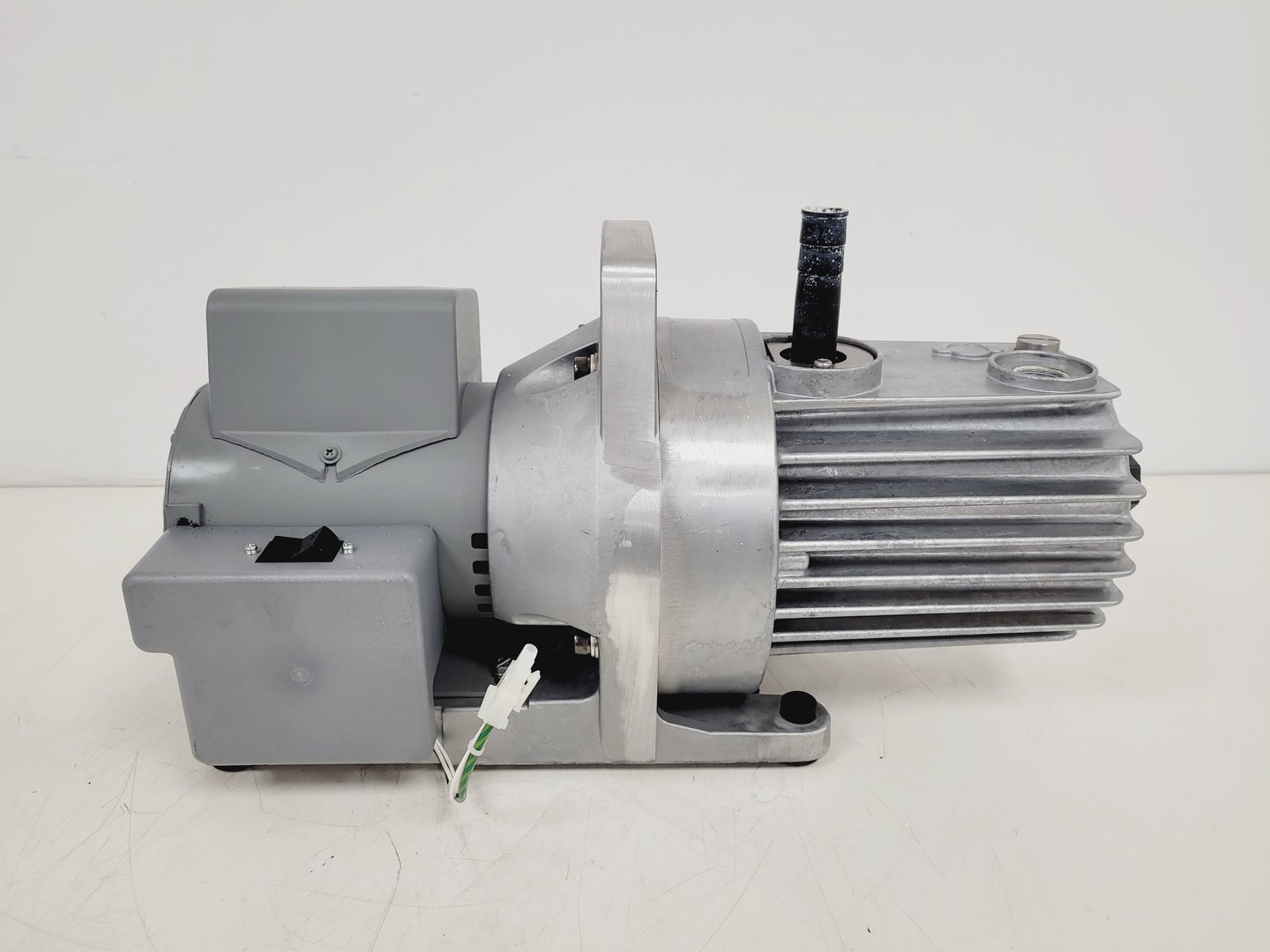 Image of Hitachi Pump / Single Phase Condenser Motor EFNOU-KQPA Lab