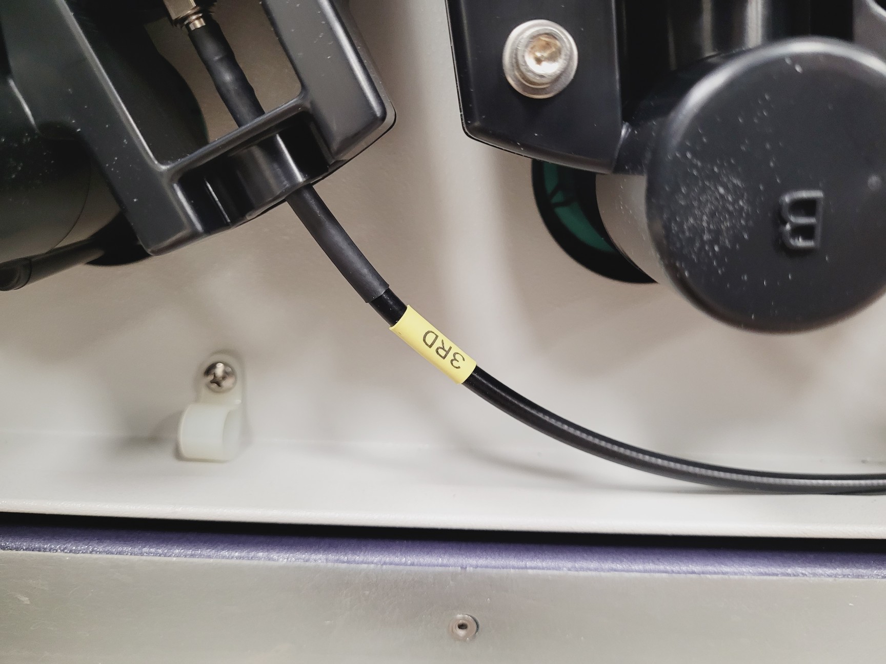 Image of BD FACSCanto II Flow Cytometer with Fluidics Cart - 3 Lasers Lab