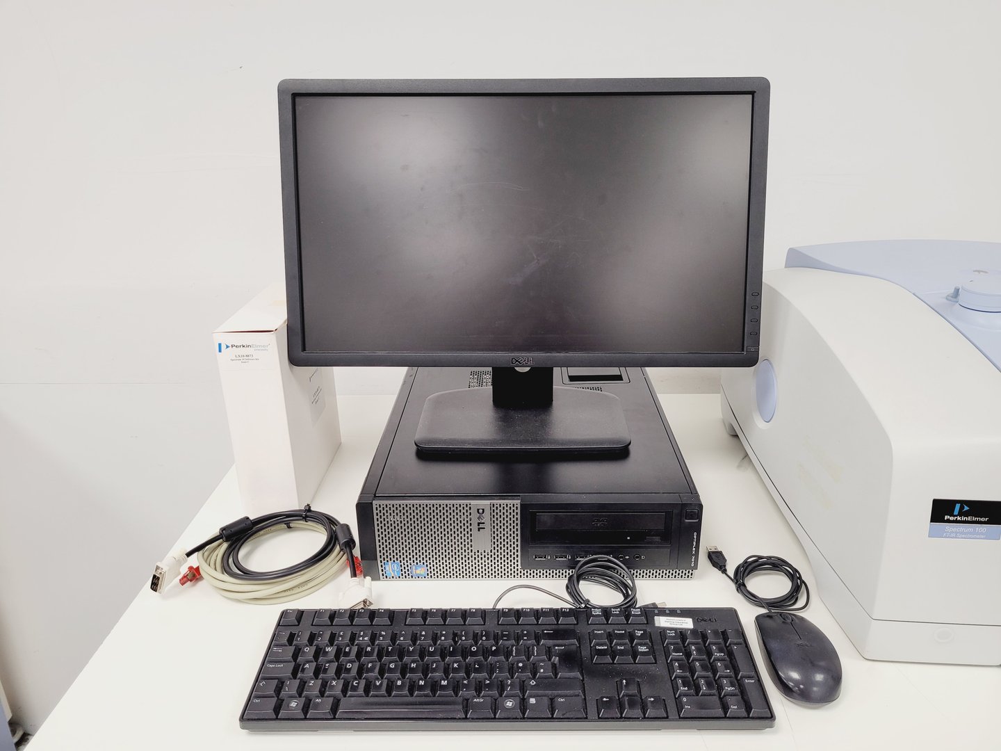 Image of Perkin Elmer Spectrum 100 FT-IR Spectrophotometer Lab