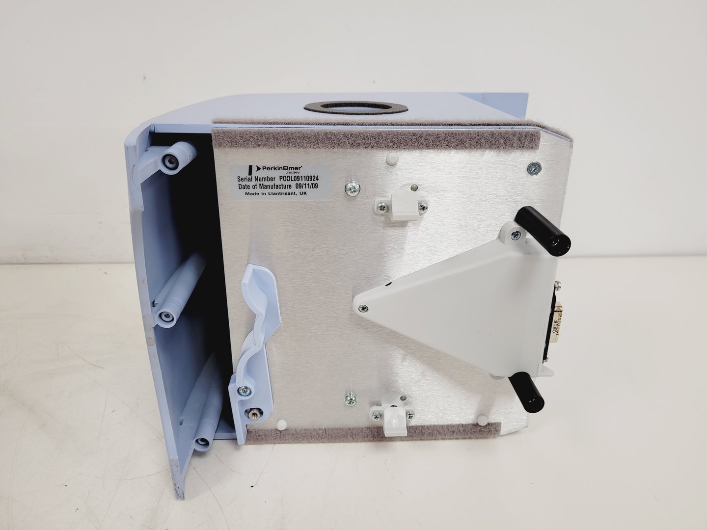Image of Perkin Elmer Spectrum 100 FT-IR Spectrophotometer Lab