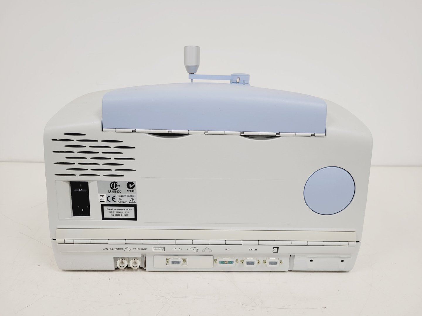 Image of Perkin Elmer Spectrum 100 FT-IR Spectrophotometer Lab