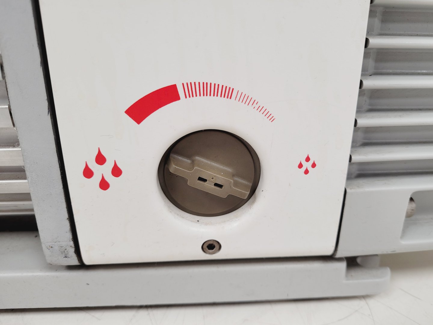 Image of Edwards 12 RV12 Rotary Vane Vacuum Pump