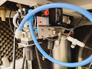Thumbnail image of BAL-TEC HPM 010 High Pressure Freezing Machine