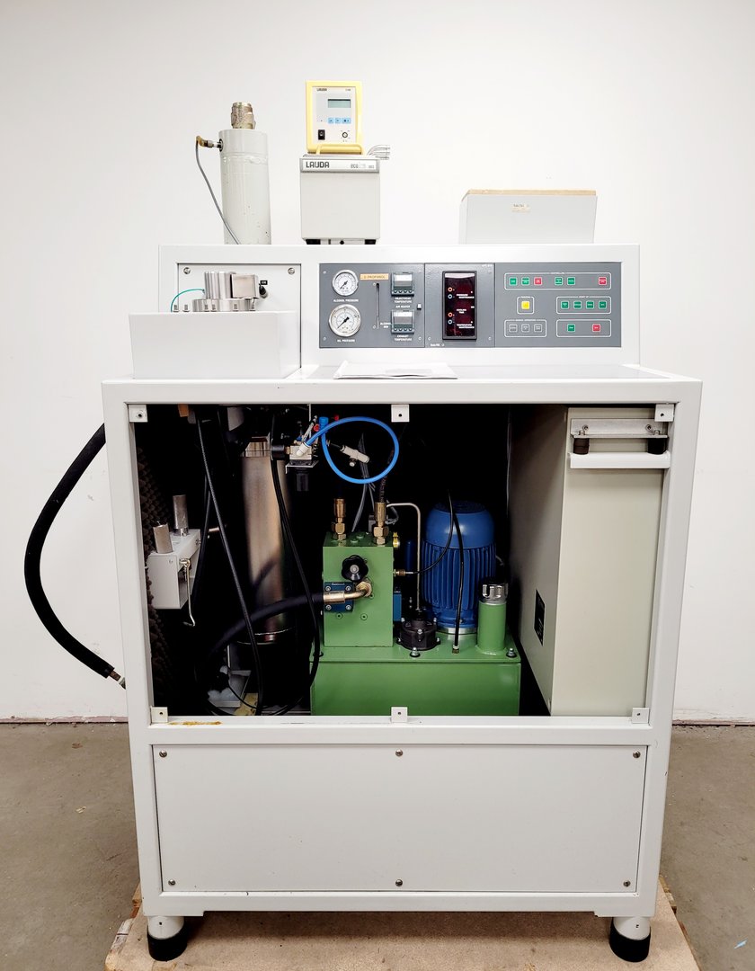 Image of BAL-TEC HPM 010 High Pressure Freezing Machine