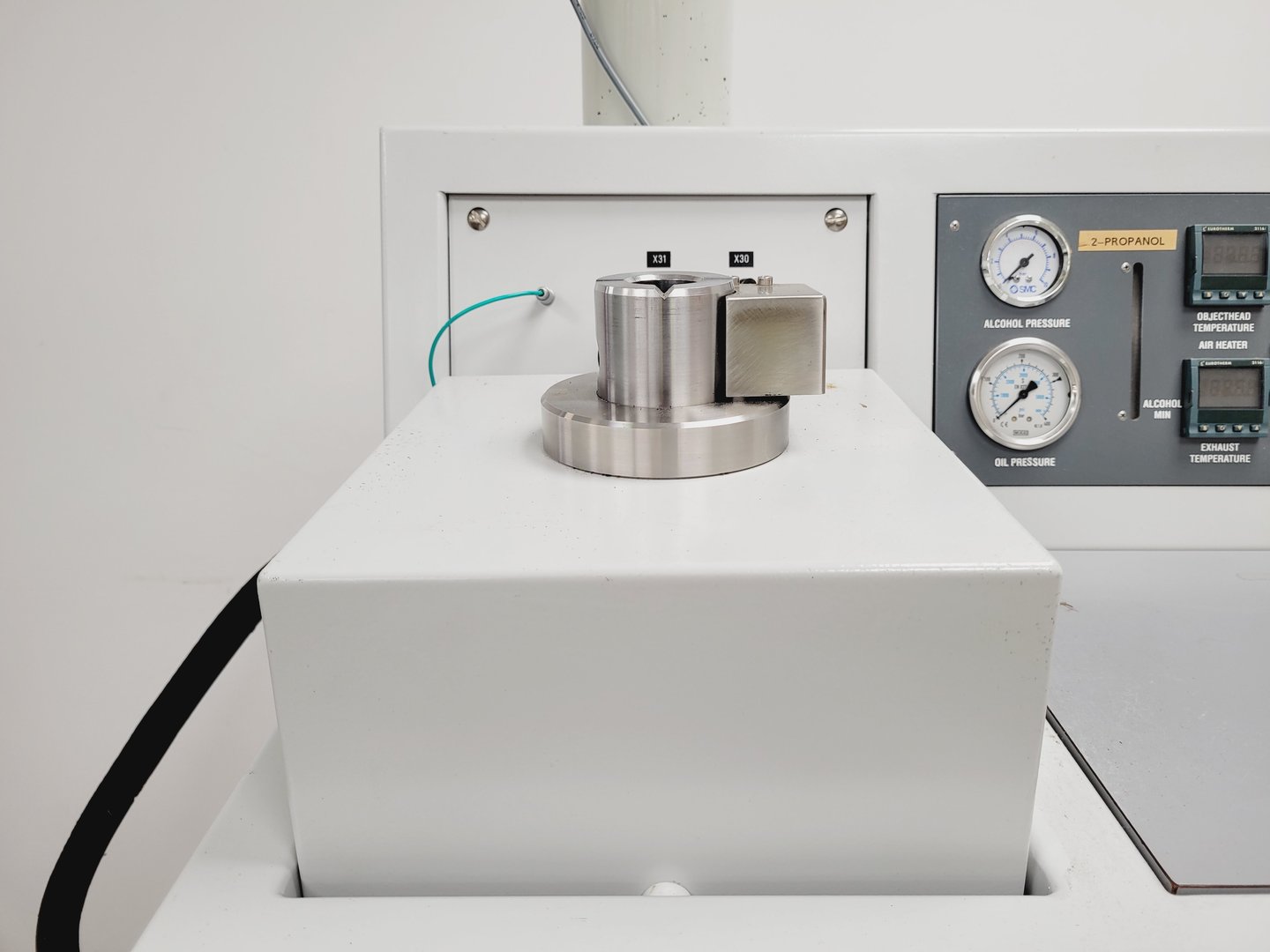Image of BAL-TEC HPM 010 High Pressure Freezing Machine
