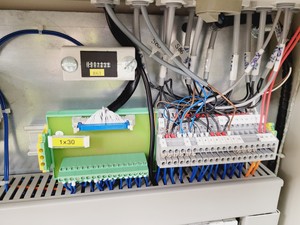 Thumbnail image of BAL-TEC HPM 010 High Pressure Freezing Machine