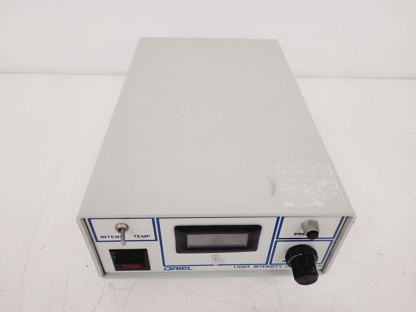 Image of Oriel Universal Arc Lamp Housing w/ Light Intensity Controller/Shutter Control