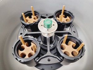 Thumbnail image of Thermo Fisher Heraeus Megafuge 16 Centrifuge & TX-200 Rotor 5500rpm Rotor Lab