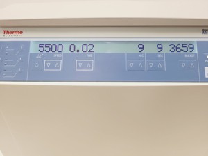 Thumbnail image of Thermo Fisher Heraeus Megafuge 16 Centrifuge & TX-200 Rotor 5500rpm Rotor Lab