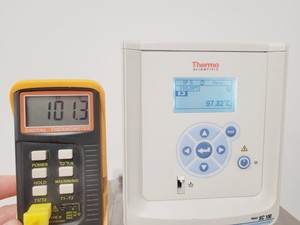 Thumbnail image of Thermo Scientific HAAKE A 28 Waterbath/ Chiller /HAAKE SC 100 Digital Immersion 