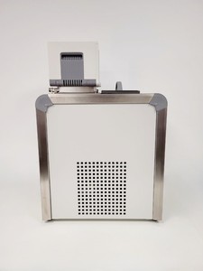 Thumbnail image of Thermo Scientific HAAKE A 28 Waterbath/ Chiller /HAAKE SC 100 Digital Immersion 