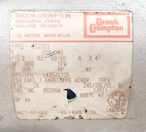 Thumbnail image of Edwards 5 Two Stage  E2M5 Rotary Vane Pump Lab