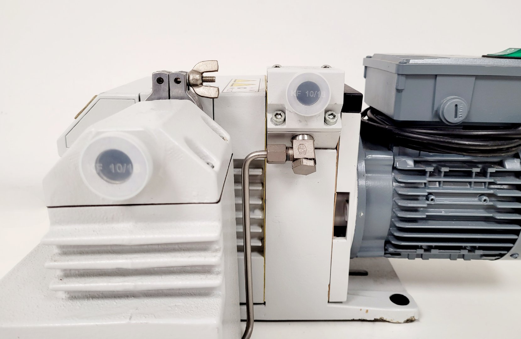 Image of Leybold Trivac D8B Rotary Vane Vacuum Pump
