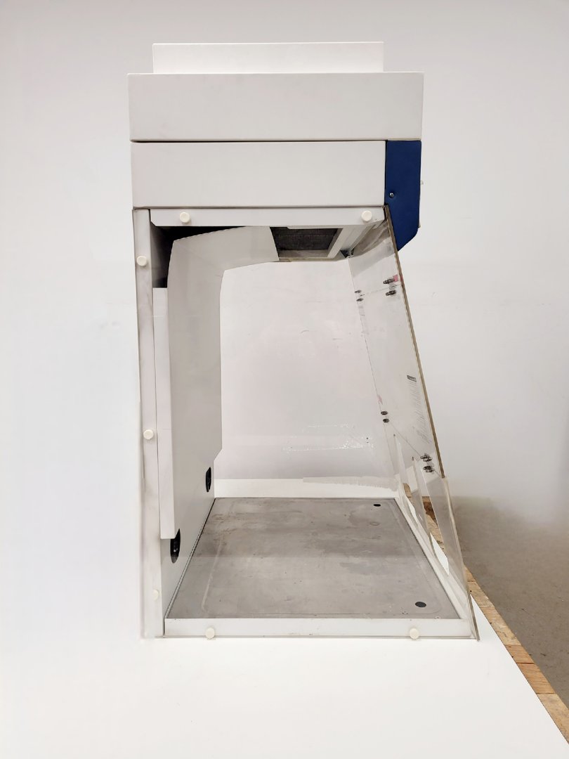 Image of Esco Laboratory Fume Hood SPD-3A1 Lab