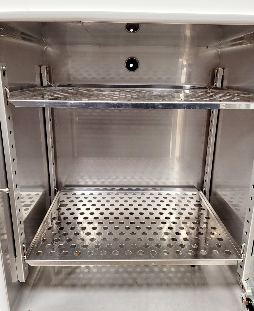 Image of Heraeus Function Line Incubator Model B12 Lab