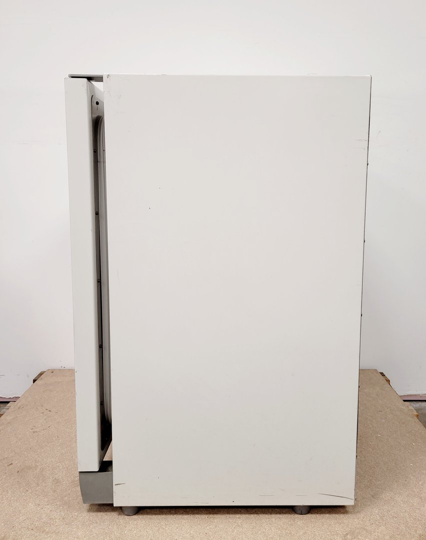 Image of Heraeus Function Line Incubator Model B12 Lab