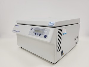 Thumbnail image of Eppendorf 5810 Benchtop Laboratory Centrifuge Lab