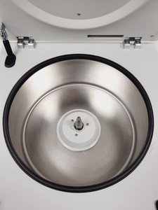 Thumbnail image of Eppendorf 5810 Benchtop Laboratory Centrifuge Lab