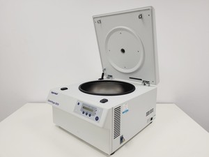 Thumbnail image of Eppendorf 5810 Benchtop Laboratory Centrifuge Lab