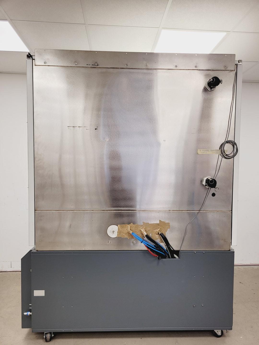 Image of Beckman Coulter MoFlo Astrios EQS Flow Cytometer System & Sterilgard Cabinet Lab