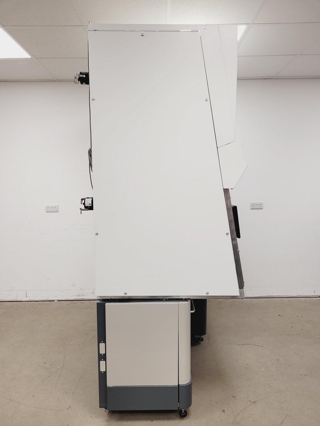 Image of Beckman Coulter MoFlo Astrios EQS Flow Cytometer System & Sterilgard Cabinet Lab