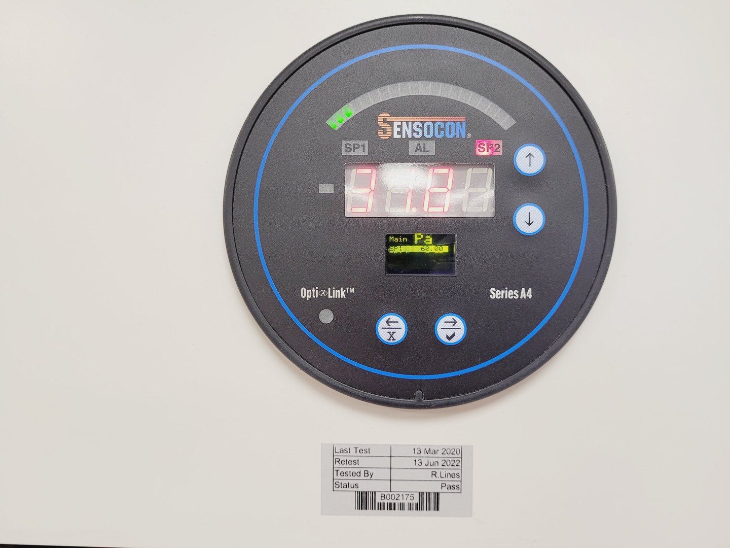 Image of Beckman Coulter MoFlo Astrios EQS Flow Cytometer System & Sterilgard Cabinet Lab