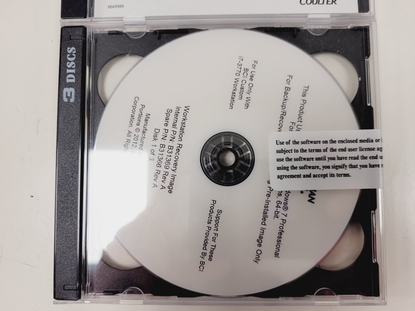 Image of Beckman Coulter MoFlo Astrios EQS Flow Cytometer System & Sterilgard Cabinet Lab