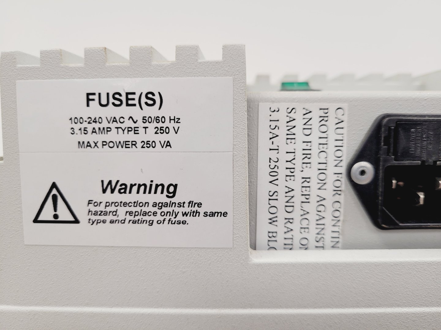 Image of Perkin Elmer Lambda 35 UV/VIS Spectrophotometer System w/ PC & Software