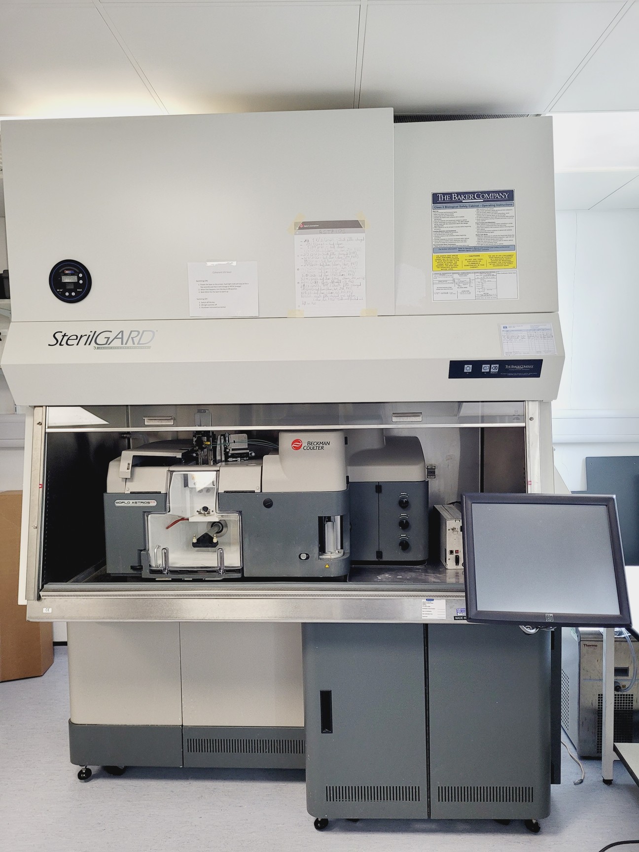 Image of Beckman Coulter MoFlo Astrios EQS Flow Cytometer System & Sterilgard Cabinet Lab