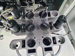 Thumbnail image of Beckman Coulter MoFlo Astrios EQS Flow Cytometer System & Sterilgard Cabinet Lab