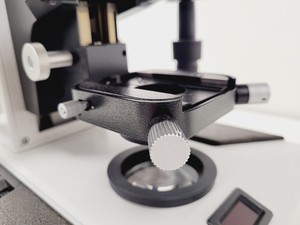 Thumbnail image of Leitz Diaplan 020-437.035 Microscope with Multi-Head Bridge w/4 x Objectives Lab